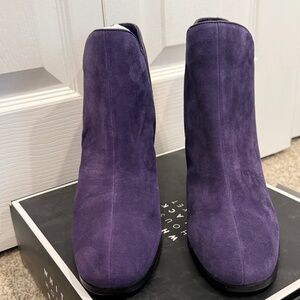 Brand New Size 11 Suede Ankle Boots